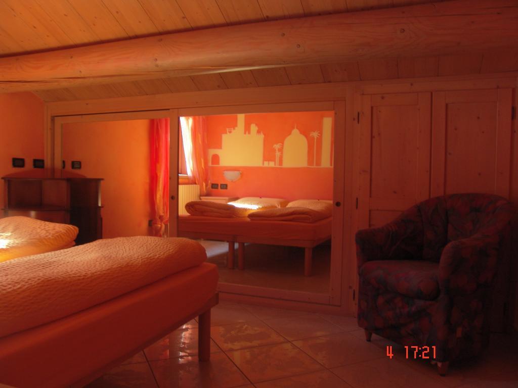 Casa Martina Lägenhet Livigno Rum bild